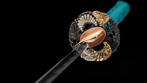 SWK-1015 Swordier “MarrsGreen” Pattern-Weld Samurai Katana, Clay Tempered Natural Hamon. SWK-1015 Swordier “MarrsGreen” Pattern-Weld Samurai Katana, Clay Tempered Natural Hamon.