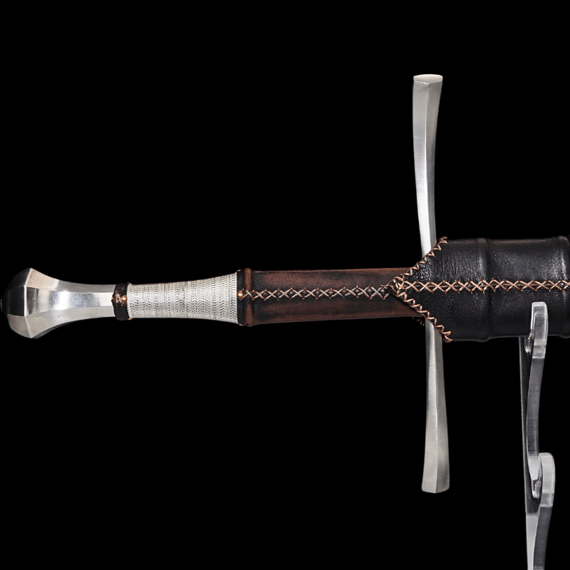 SWMZ-1009 Swordier Type XVIIIb Hand-and-a-Half Sword – Competition-Ready Power and Precision SWMZ-1009 Swordier Type XVIIIb Hand-and-a-Half Sword – Competition-Ready Power and Precision