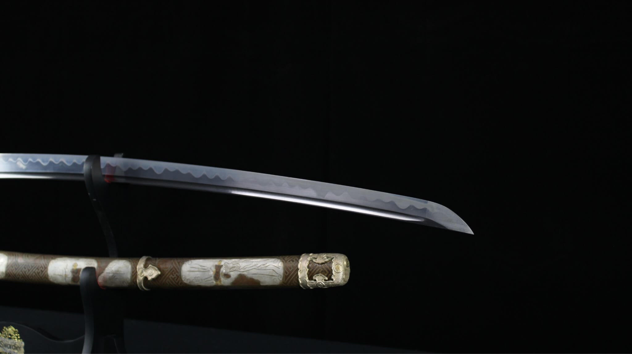 SWK-10082 Swordier Reproduction of 10th to 16th Century Samurai Tachi with Antique Koshirae SWK-10082 Swordier Reproduction of 10th to 16th Century Samurai Tachi with Antique Koshirae